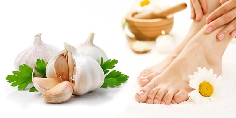 Treatment of nail fungus garlic